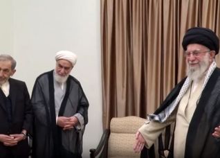 لحظاتی از آخرین دیدار روز گذشته (سه‌شنبه ۹ مرداد ۱۴۰۳) شهید اسماعیل هنیه با رهبر انقلاب اسلامی