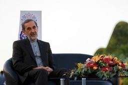 حضور ولایتی در برنامه سیمای شهر اصفهان/عکس