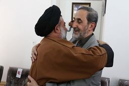 دكتر ولايتي : مبارزه با فساد را در دولت آينده با افراد متدين پيگيري خواهم كرد