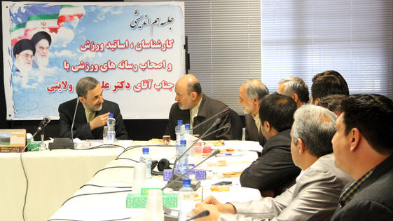 هماندیشی با اصحاب رسانه و کارشناسان ورزشی