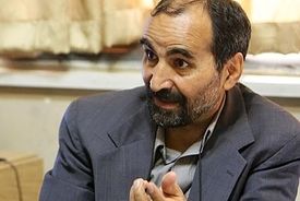 یک جامعه شناس: ولایتی در انتخابات، در نقش سیاستمدار ملی ظاهر شد