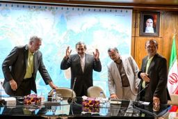 دیدار مسئولان، فرهیختگان و اصحاب رسانه سوریه با ولایتی/عکس