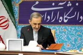 تصاویر تنفیذ حکم انتصاب دکتر رهبر