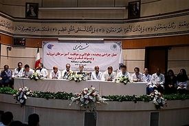 تصاویر نشست خبری دکتر ولایتی در خصوص عمل جراحی سرطان تیروئید، پیوند قلب و ریه