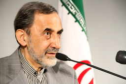 اگر دستورات مقام معظم رهبری اجرا می‌شد اختلاس اخیر پیش نمی‌آمد/ تحریم‌ ها ربطی به انرژی هسته ‌ای ندارد/ نرخ تورم نباید یارانه‌ها را خنثی کند