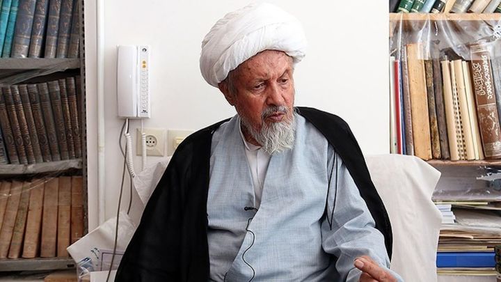 پیام تسلیت دکتر علیاکبر ولایتی در پی درگذشت حضرت آیتالله مؤمن