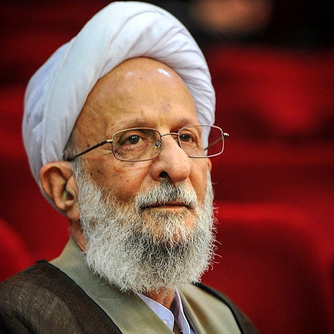 دکتر ولایتی مشاور مقام معظم رهبری در امور بینالملل، طی پیامی، ارتحال حضرت آيت الله مصباح یزدی را تسلیت گفت