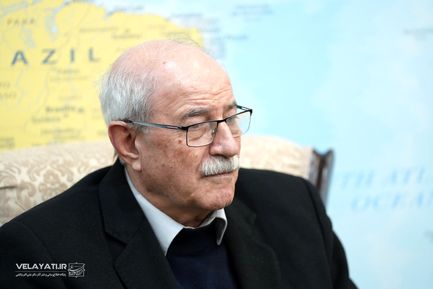 دیدار جمعی از شخصیت‌ها و نخبگان برجسته مجمع جهانی حامیان مقاومت با دکتر ولایتی